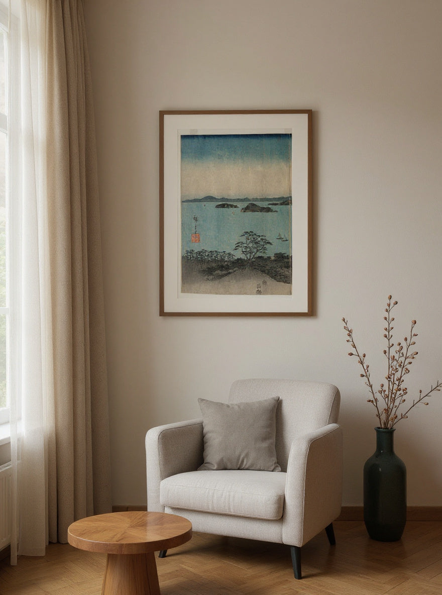 Full Moon on Kanazawa, Musashi — in a room
